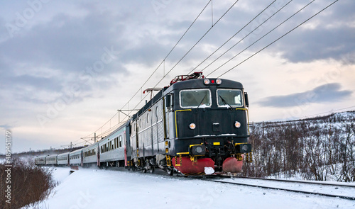 Valokuva Passenger train at Abisko in Swedish Lapland in winter
