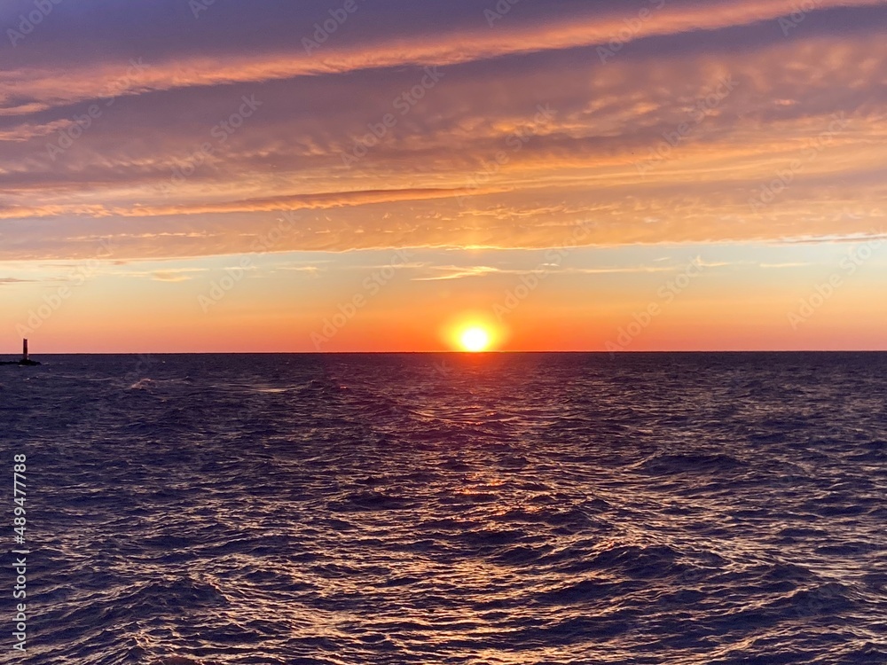 Fototapeta premium sunset over the sea
