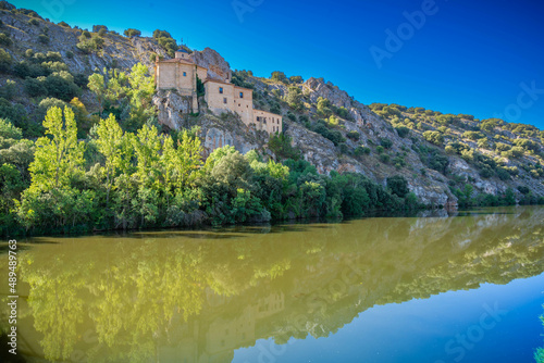 San Saturio en el rio Duero a su paso por Soria España, photo