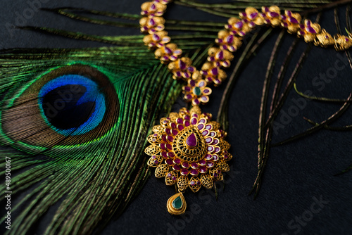 Vászonkép indian jewellery with a peacock feather