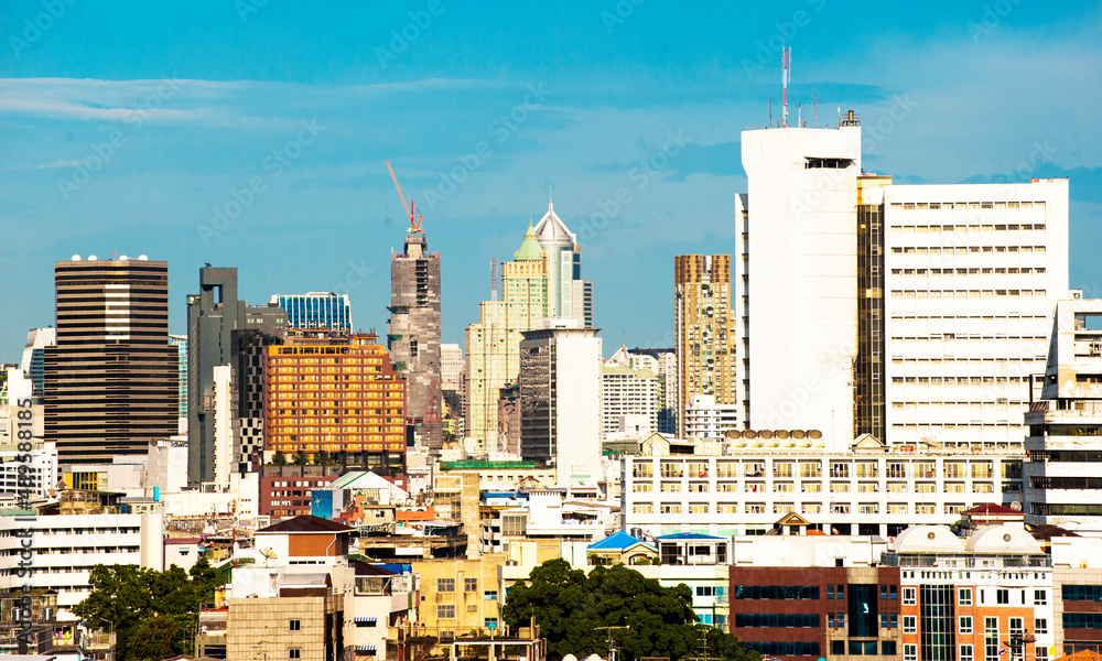 Fototapeta premium Modern buildings in Bangkok, Thailand