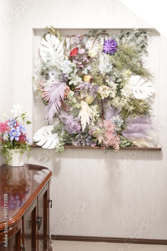 花, テーブル, 花, 結婚式, 花束, デコレーション, つぼ, 部屋, くつろいで, 装飾物, アレンジ, デザイン, お祝い, いす, 愛, ろうそく, とぶ, レストラン, 生計, ピンク, フローラル, 家, 家具, ロマンチスト