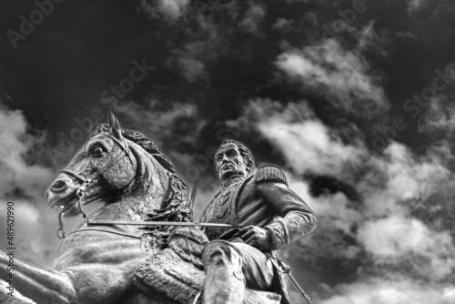 statue Simon Bolivar Venezuela photo