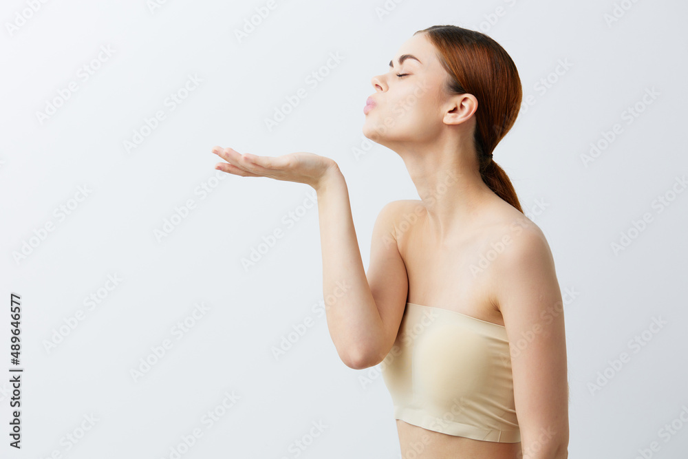 young woman smiling woman bare shoulders clean skin charm Model close-up Lifestyle young woman smiling woman bare shoulders clean skin charm Model close-up Lifestyle
