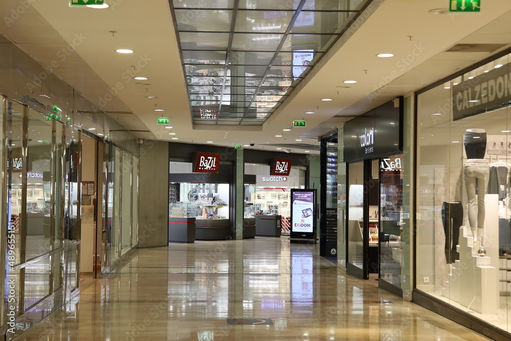 Galerie Marchande Poitiers Parc Commercial Parc Commercial Grand galerie-marchande-poitiers-parc-commercial-parc-commercial-grand