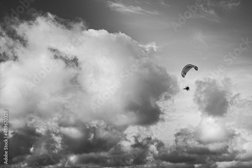 paraglider in the sky © Anna