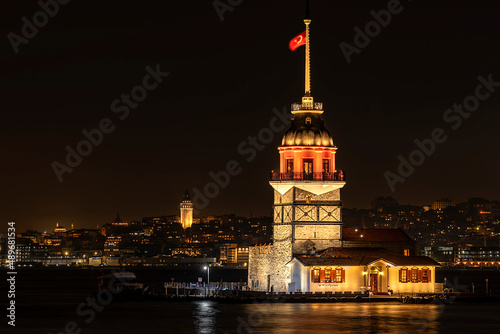 Kizkulesi is located off the coast of Salacak neighborhood in Üsküdar district, at the southern entrance of the Bosphorus. It literally means "Maiden's Tower" in Turkish.