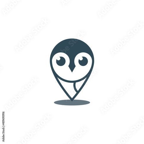 Owl location Logo or icon Design concept. owl logo with location symbol. Vector art illustration
