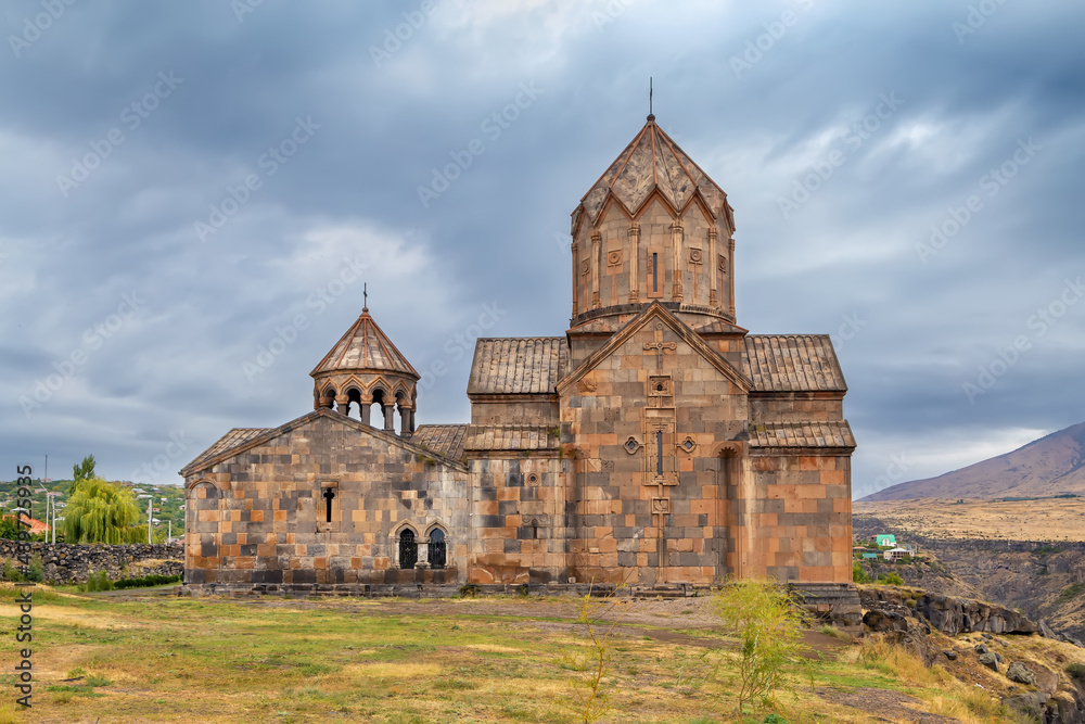 Hovhannavank monastery, Armenia Hovhannavank monastery, Armenia