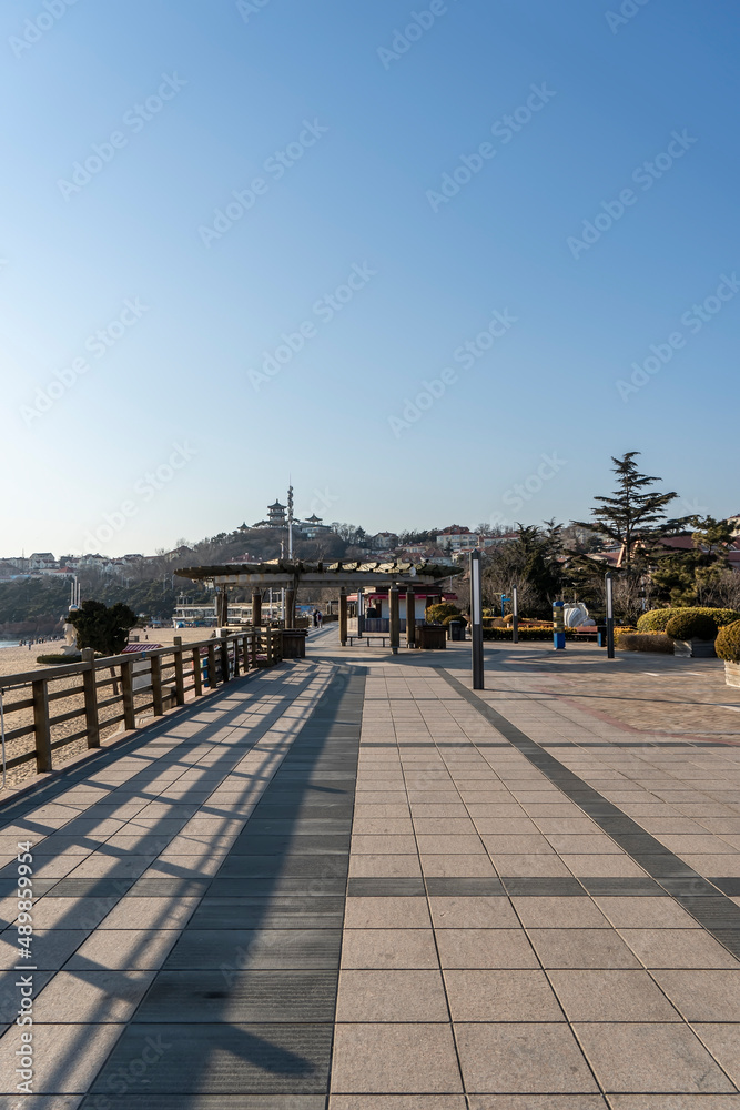 Fototapeta premium Aerial photography of the coastline scenery of the old city of Qingdao, China