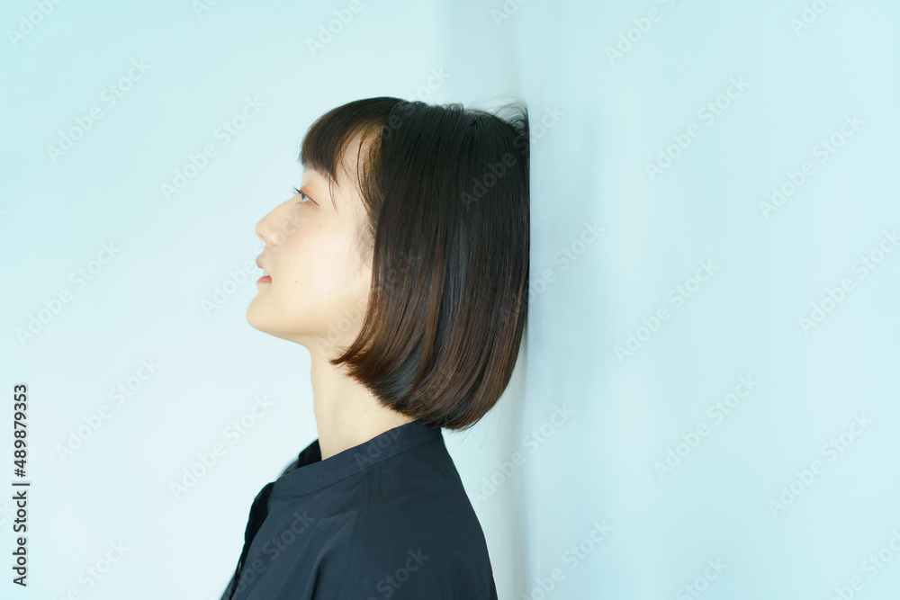 Fototapeta premium 女性の横顔