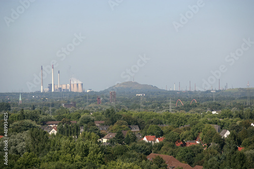 Blick ueber das Ruhrgebiet von Essen-Katernberg bis Gelsenkirchen Scholven 