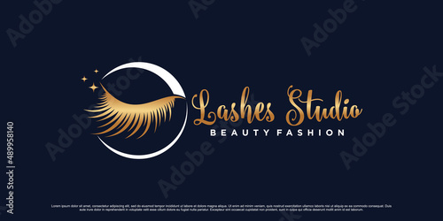 Luxury beauty lashes logo deisgn template with creative concept Premium Vector