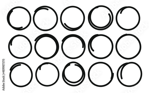 Hand drawn circle line sketch set. Circular scribble doodle round for message note mark design element. 