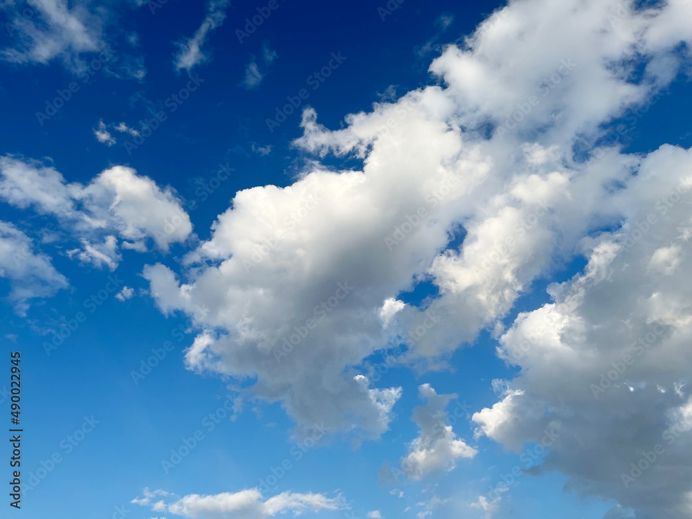 Fototapeta premium Refreshing blue sky and cloud background material_b_05