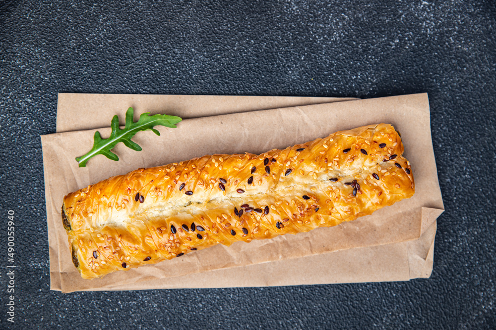 rollini spinach, cheese savory pastries puff pastry fresh phyllo dough healthy meal takeaway food snack copy space food background rollini spinach, cheese savory pastries puff pastry fresh phyllo dough healthy meal takeaway food snack copy space food background