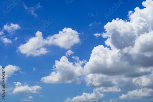 Fototapeta Naklejka Na Ścianę i Meble -  blue sky with cloud in the summer for sky background 