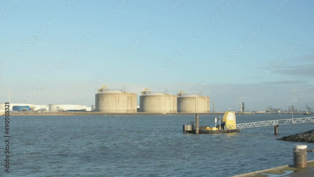 Liquefied Natural Gas (LNG) tanks at dock, Rotterdam, Netherlands Liquefied Natural Gas (LNG) tanks at dock, Rotterdam, Netherlands