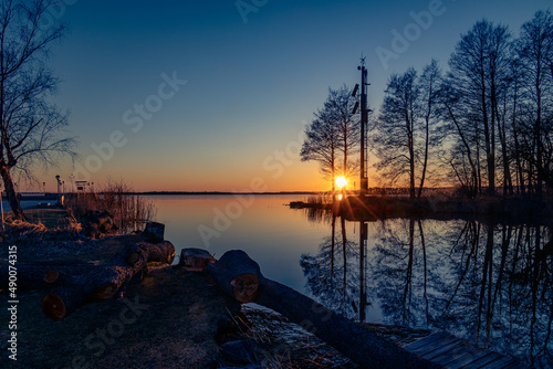 Fototapeta Naklejka Na Ścianę i Meble -  sunset on the lake