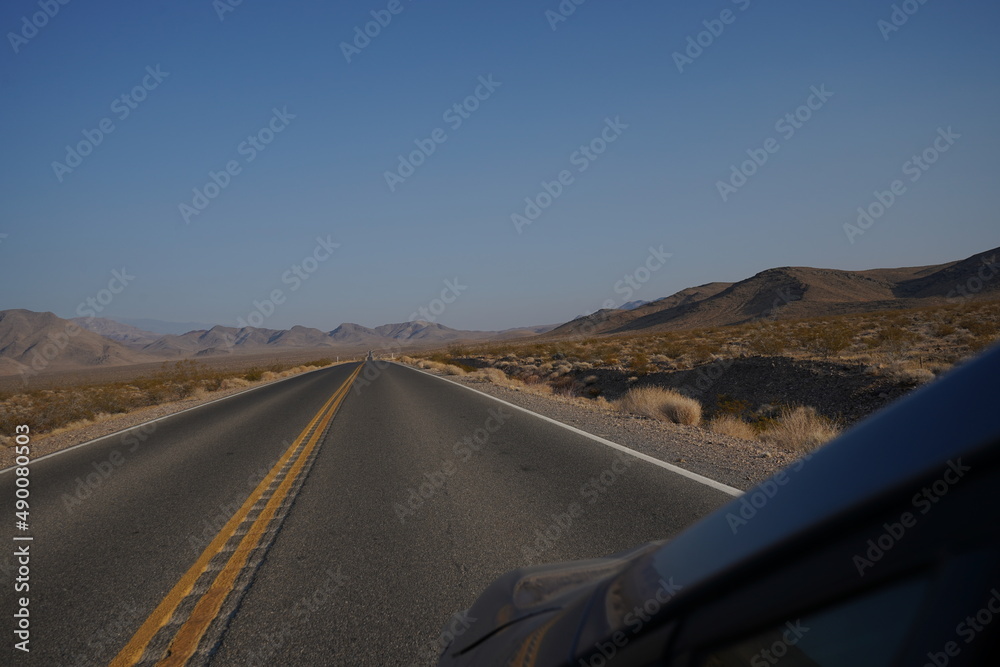 カリフォルニア州　デスバレー国立公園　ドライブ風景