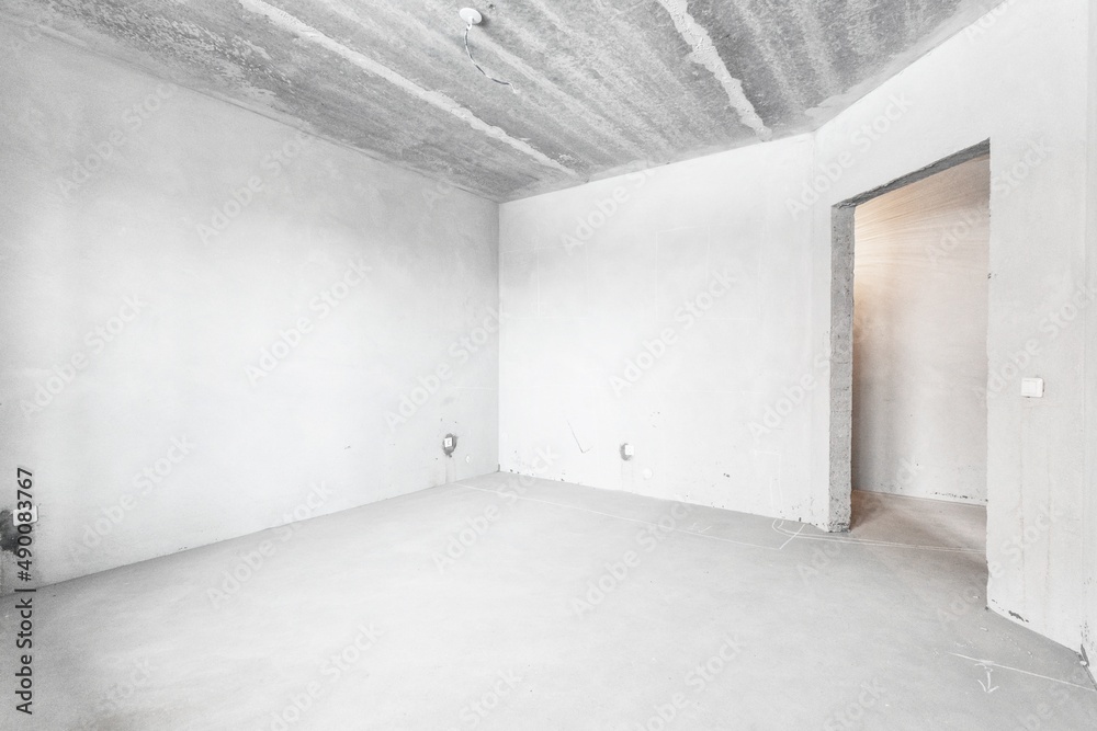 Fototapeta premium interior of the apartment without decoration in white colors