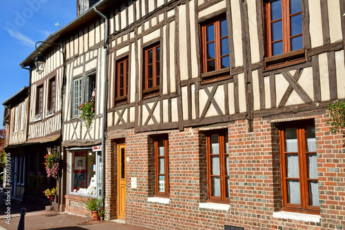 Fototapeta Naklejka Na Ścianę i Meble -   Lyons la Foret; France - october 9 2021 : the picturesque village