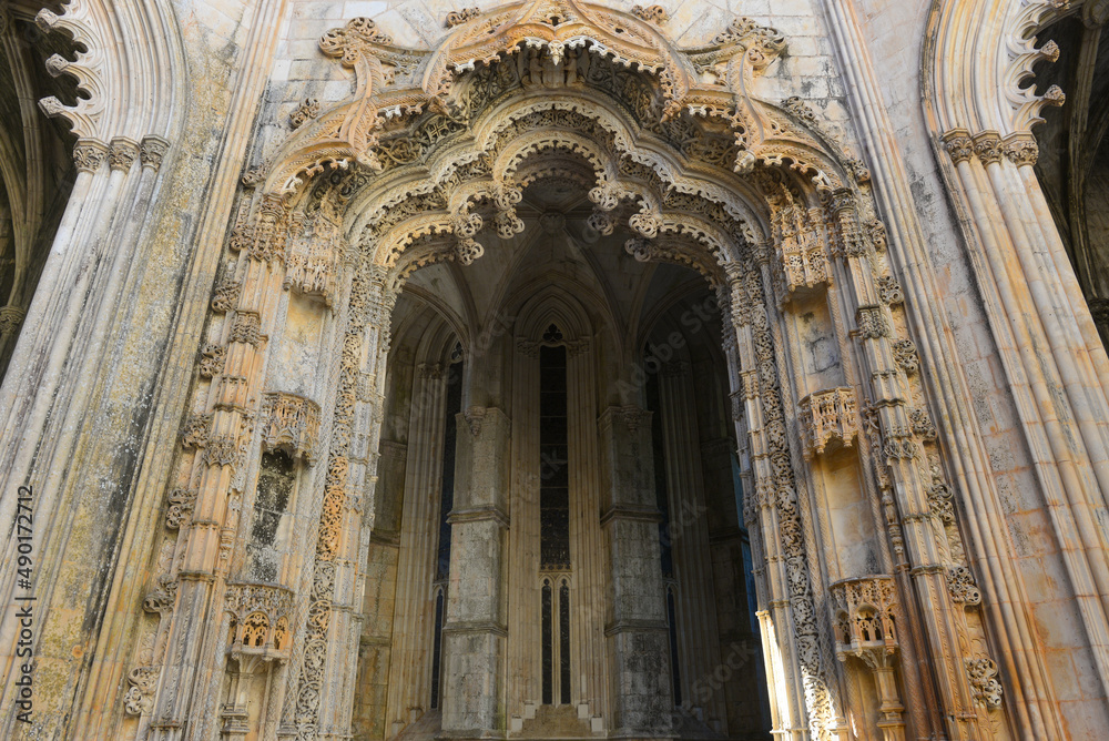Königsgräber in der Kapellenanlage im Kloster von Batalha, Portugal