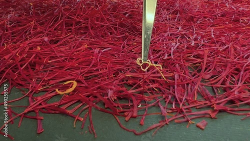 Persian saffron quality control process