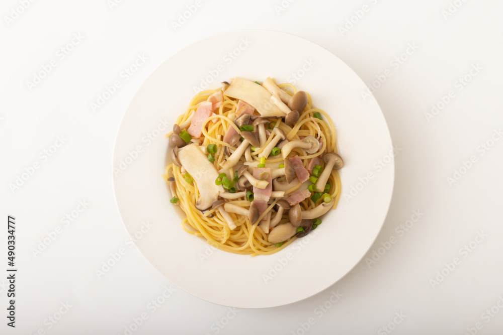 しめじとエリンギの和風パスタ しめじとエリンギの和風パスタ