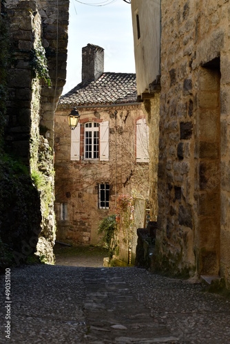 village médiéval de penne dans le tarn