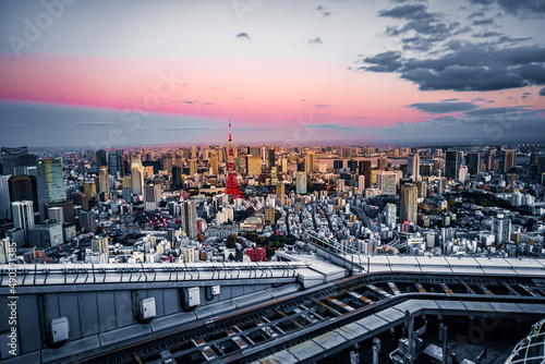 東京都の街並みと東京タワー