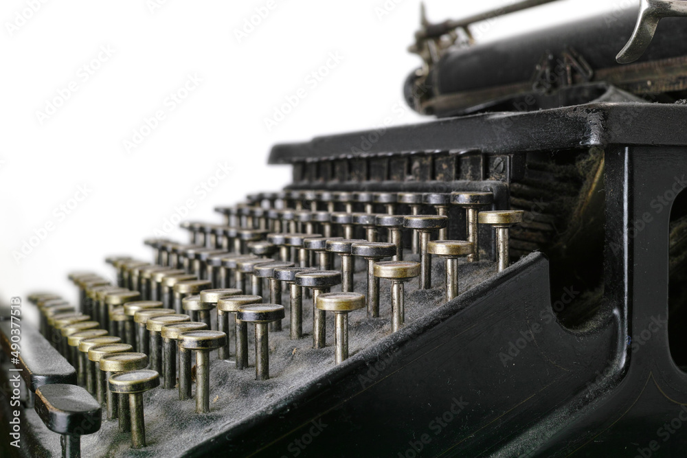 Naklejka premium Old typewriter. A very old typewriter.