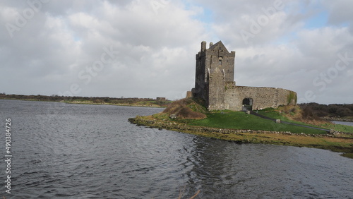 Castillo de Dunguaire, Irlanda