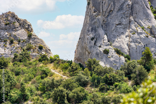 Klettern in den Dentelles de Montmirail in der Provence photo