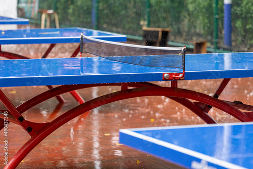 Table tennis in the rain