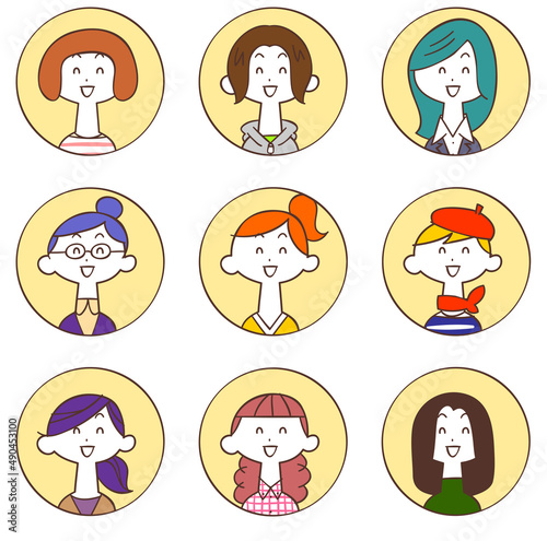 円形で囲まれた9人の若い女性の笑顔のアイコン1
