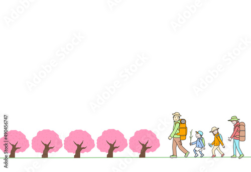 桜満開の中家族でハイキング