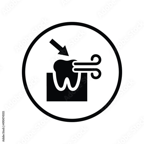 Teeth sensitivity icon. Black vector graphics.