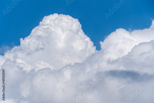 Fotografie Cumulonimbus cloud and blue sky in Fukuoka city, JAPAN.