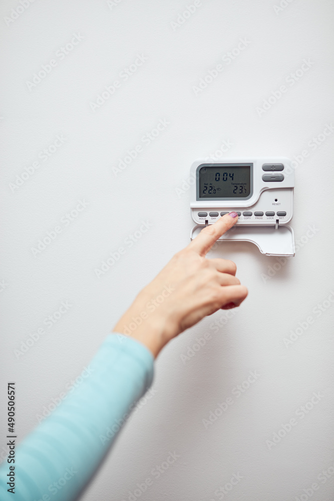 Central heating digital programmer for average domestic house in Europe and more. Central heating digital programmer for average domestic house in Europe and more.