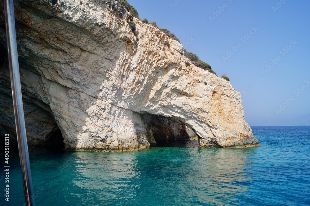 Fototapeta premium rock in the sea