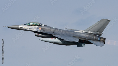 Plakat w ramie F16
