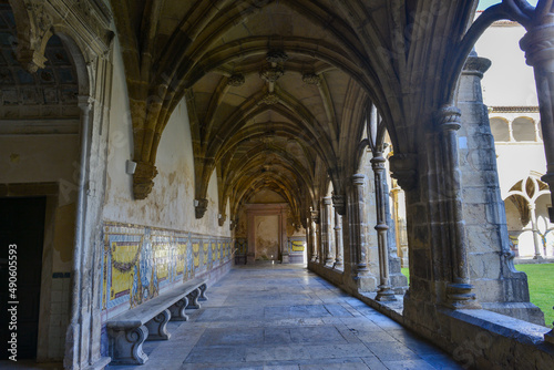 Kreuzgang Kloster Santa Cruz in Coimbra  Portugal