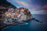 Liguria, Manarola, wioska na skałach, osada rybacka, piękne włoskie miasteczko, Morze Liguryjskie
