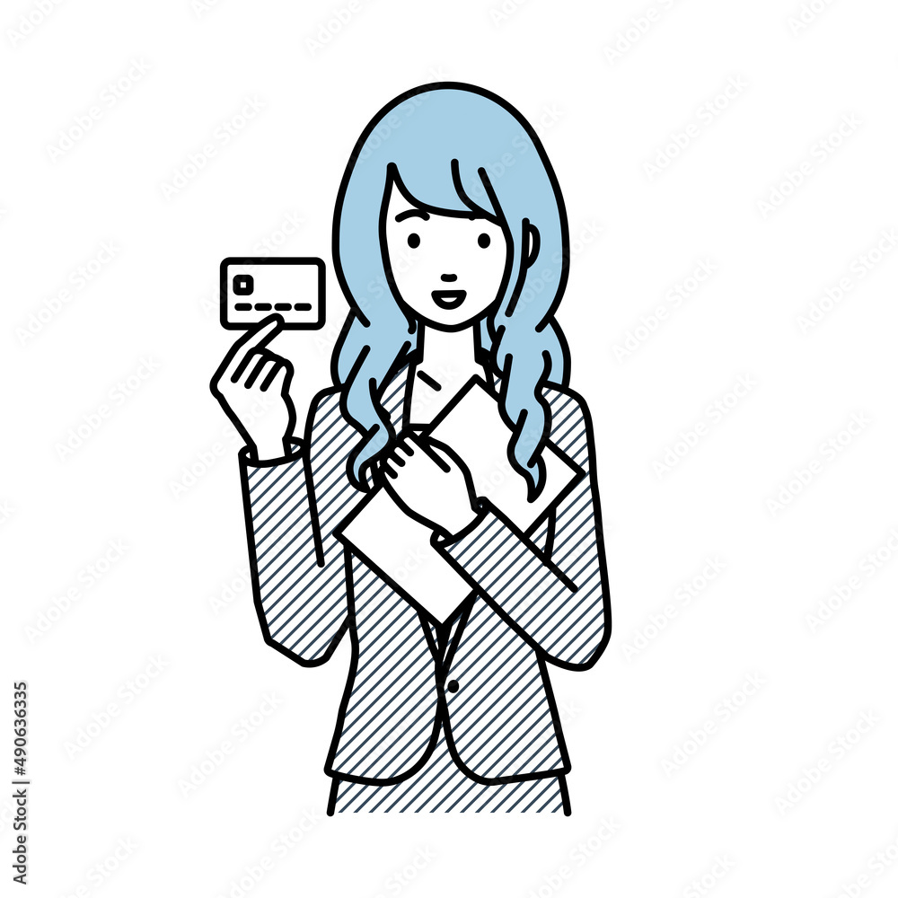 立って書類とカードを手に持つスーツの女性