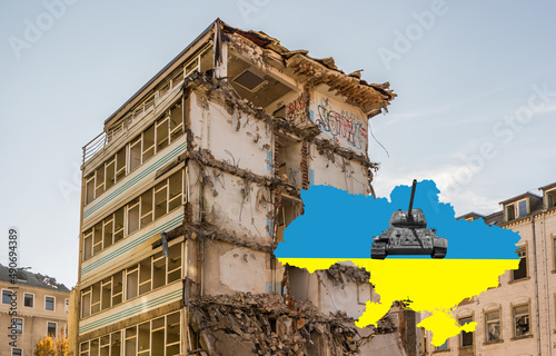 Zerstörte Häuser im Ukraine Krieg gegen Russland photo