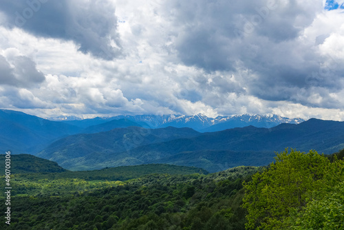 View of the Lago-Naki plateau in Adygea. The Caucasus Mountains. Russia 2021 © Виктория Балобанова