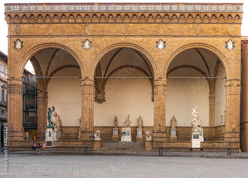 loggia dei lanzi in piazza della Signoria, Firenze photo