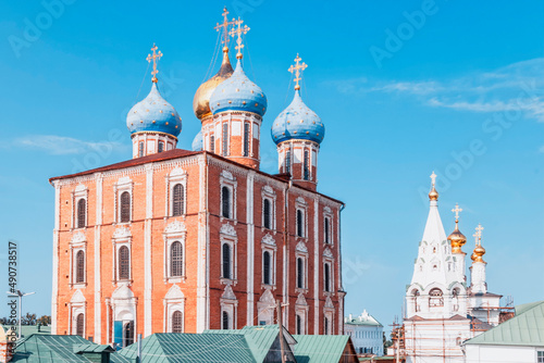 Obraz na płótnie Dormition Cathedral and the Church of the Epiphany of the Ryazan Kremlin w salonie