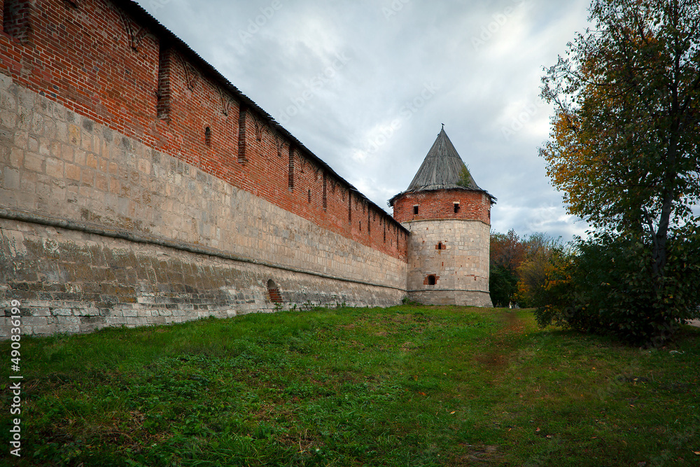 The Zaraysk Kremlin is a rectangular fortified citadel, built on the orders of the Grand Prince Vasili III, originally constructed between 1528 and 1531, and located in the European part of Russia